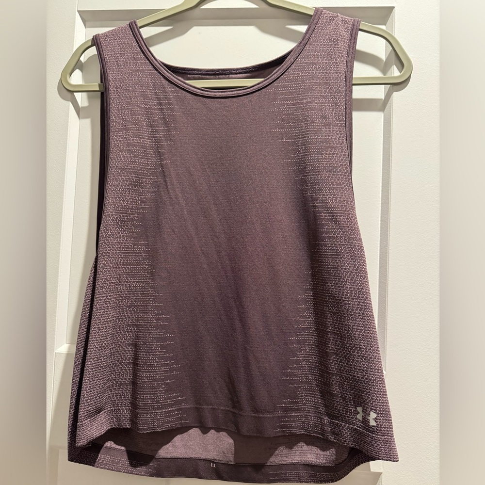 Under Armour shirt / Size small